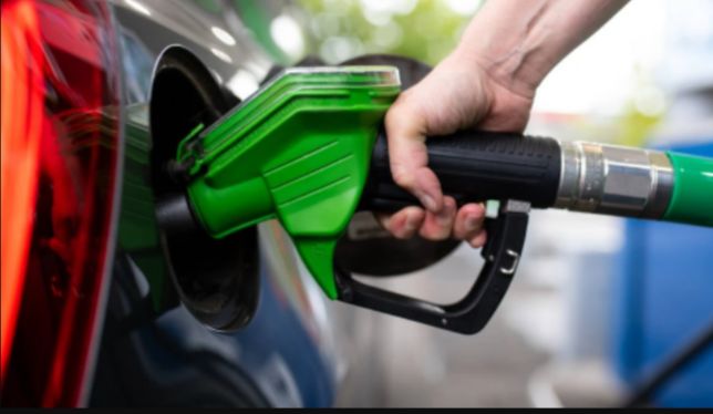 Новые цены на бензин и дизтопливо установили для иностранцев